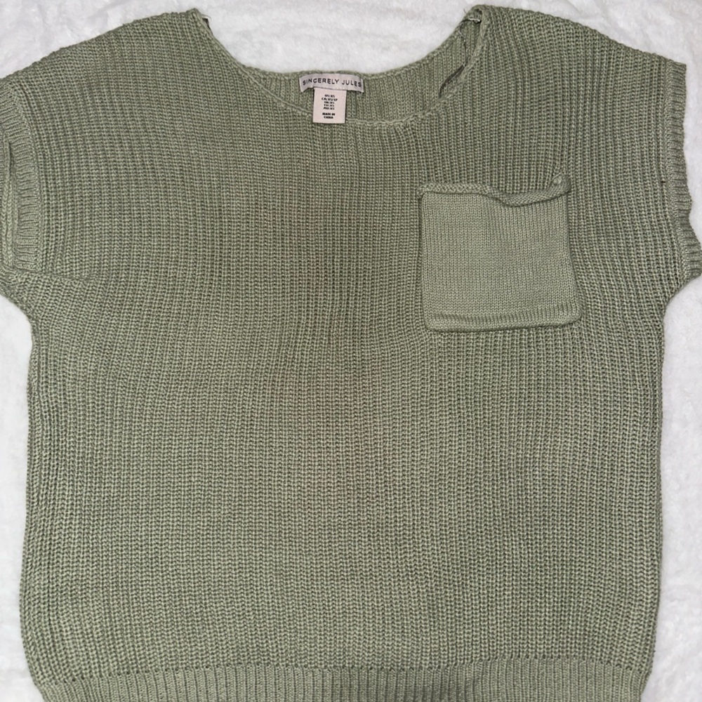 Women’s Green Sweater